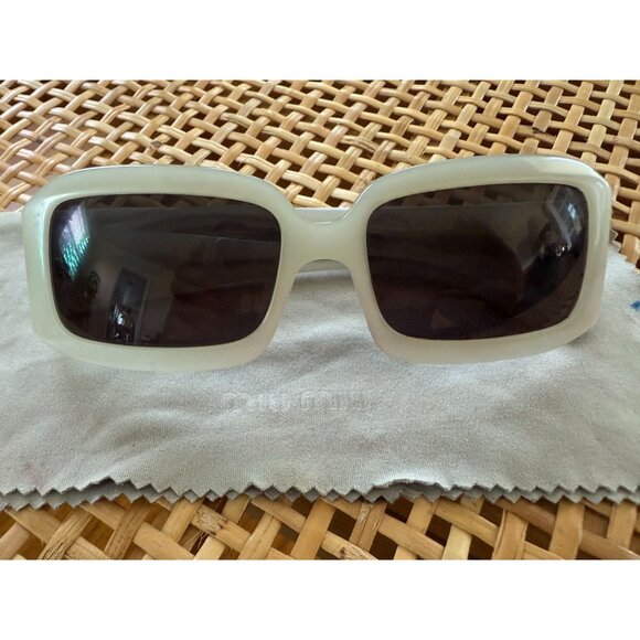 Vintage Miu Miu SMU-Series Oversized Rectangular Sunglasses – Italian Acetate main image 7